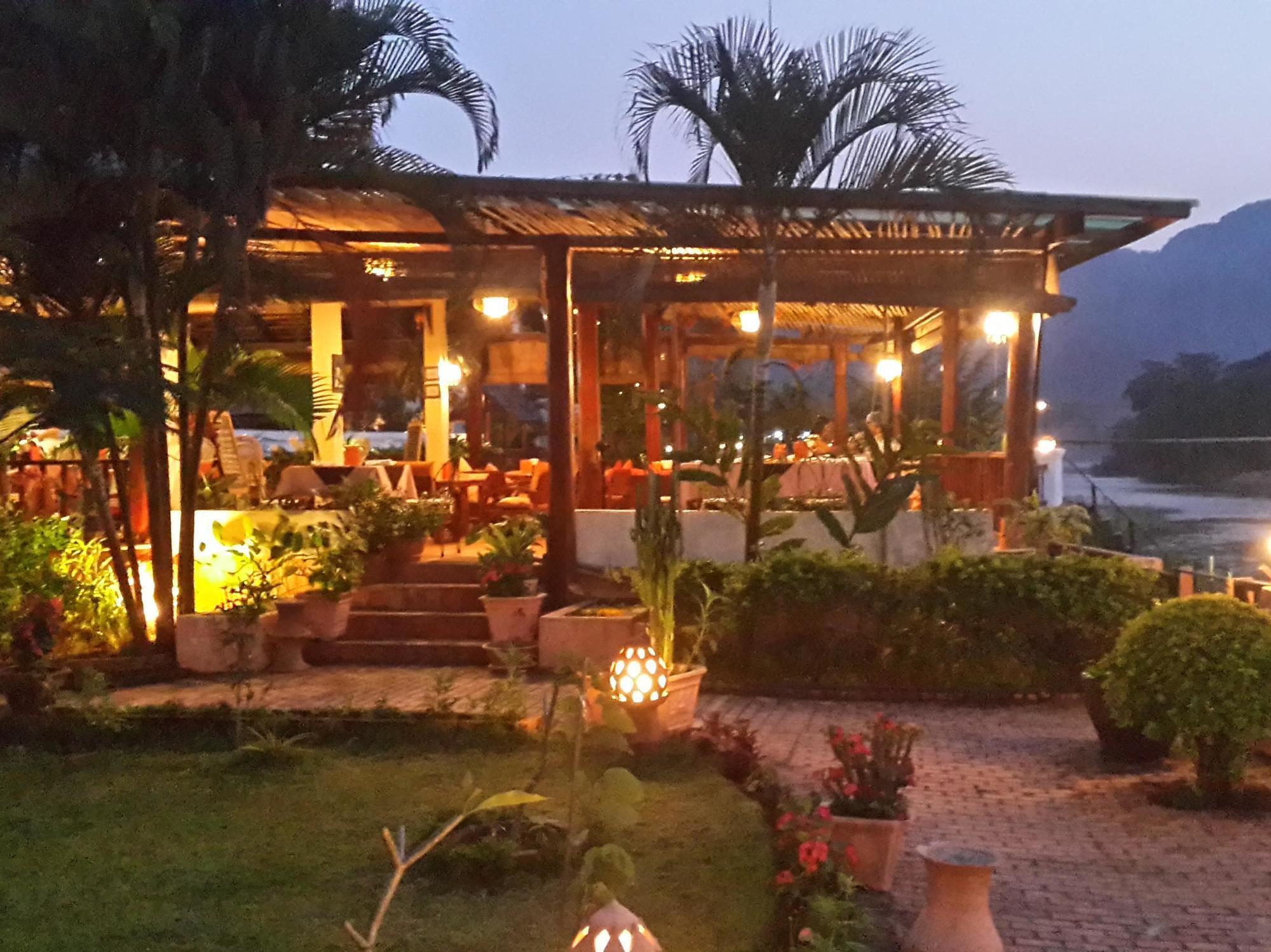 Villa Nam Song Vang Vieng Extérieur photo