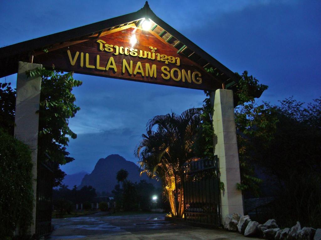 Villa Nam Song Vang Vieng Extérieur photo