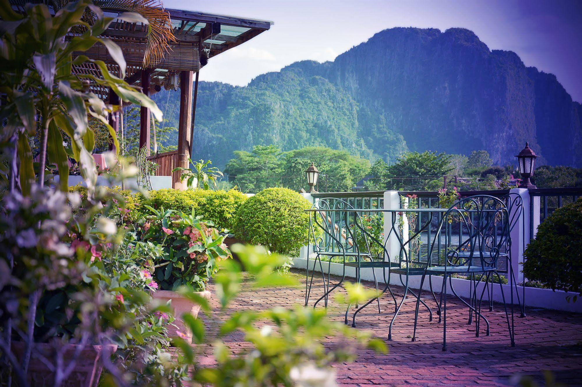 Villa Nam Song Vang Vieng Extérieur photo